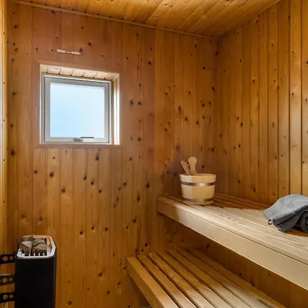 Beautiful In With Sauna Holiday home