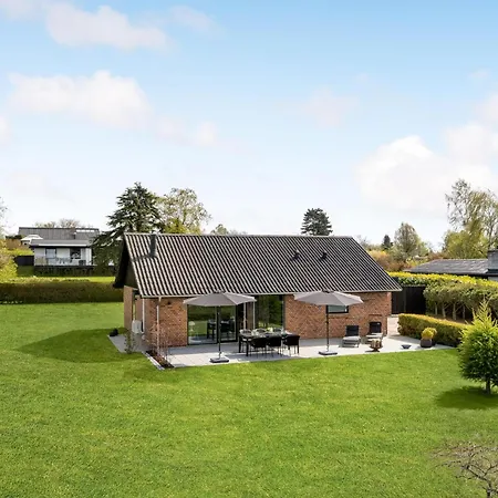 Holiday home Awesome In With Wifi